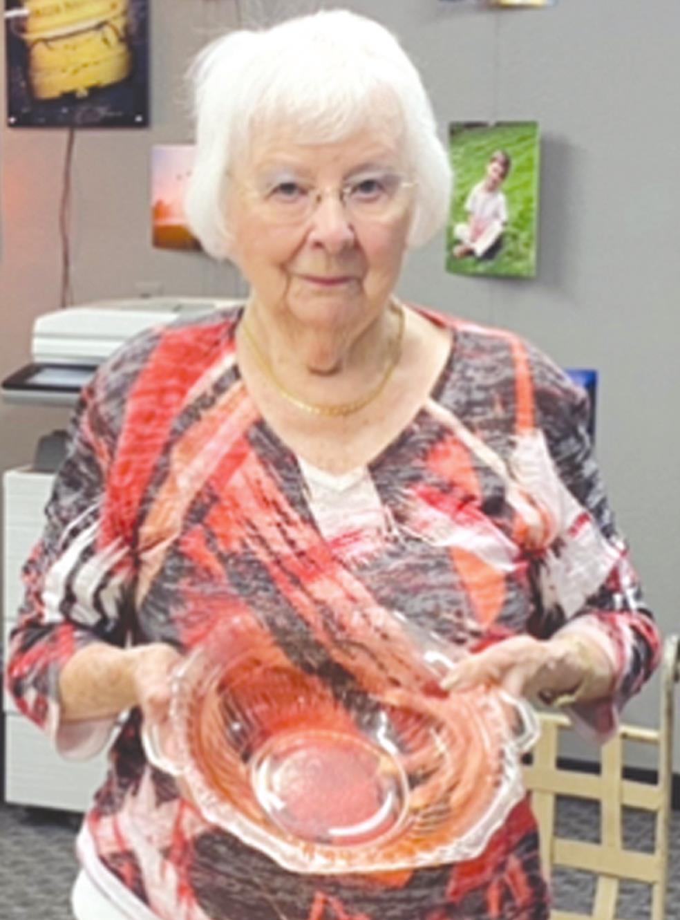 94-year-old Weatherford resident collects Depression glass
