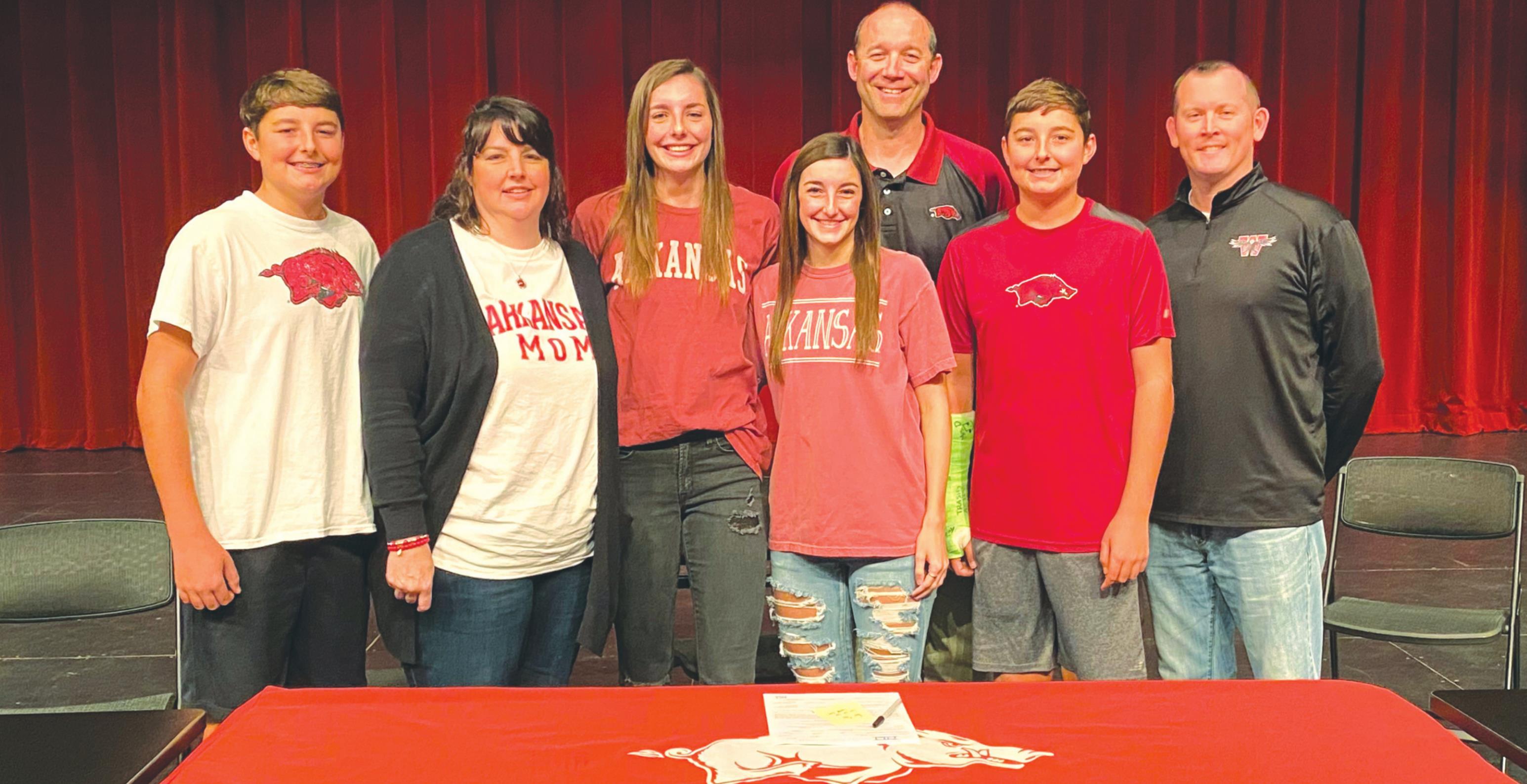 Ashlyn Sage signs her national letter of intent to play basketball