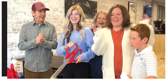 ◄ The Weatherford Daily News hosted a ribbon cutting Friday morning for The Cup, which has reopened at 103 W. Main St. in Towne Centre. Pictured, from left, are Nick Muller, Emma Coats, Donna “Nana” Coats, Melissa Coats-Muller and Hudson Muller. Phillip Reid/WDN